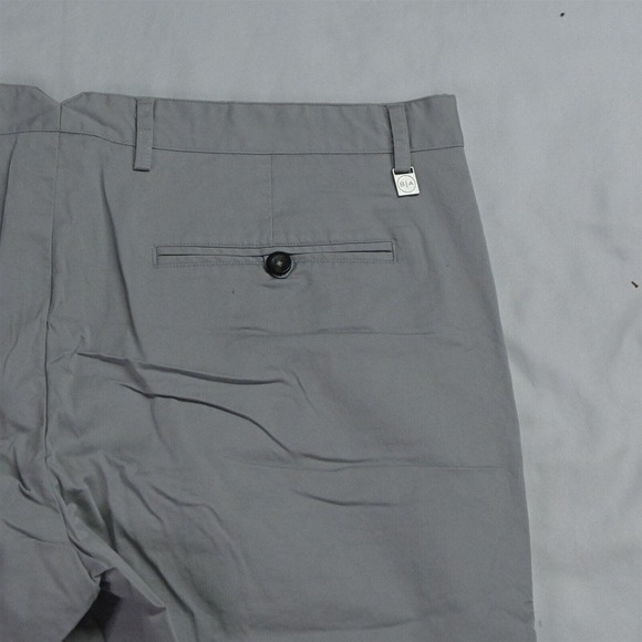 Bradley Allen 38 x 8" Light Gray Stretch‎ Chino Shorts - Picture 5 of 7